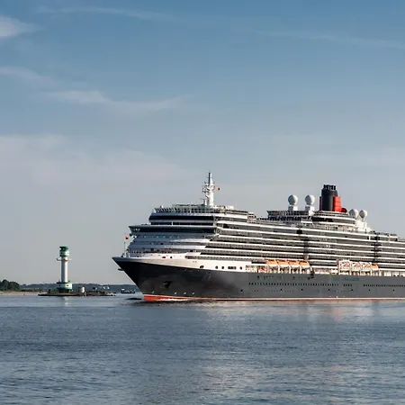 Modern Boho Auf 145qm, 9 Gaeste, Strandnah & Familienfreundlich * Kiel